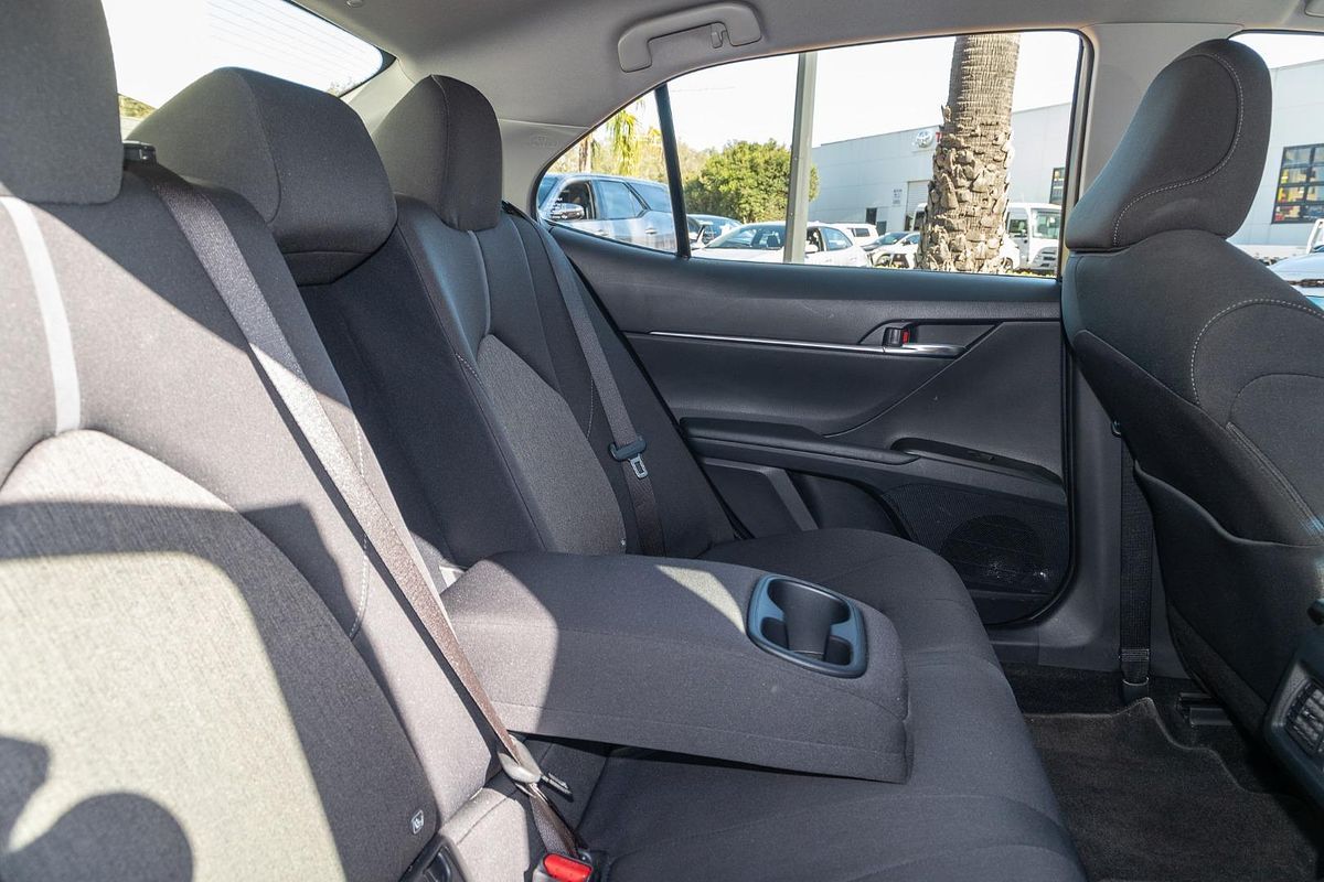 2022 Toyota Camry Ascent AXVH70R