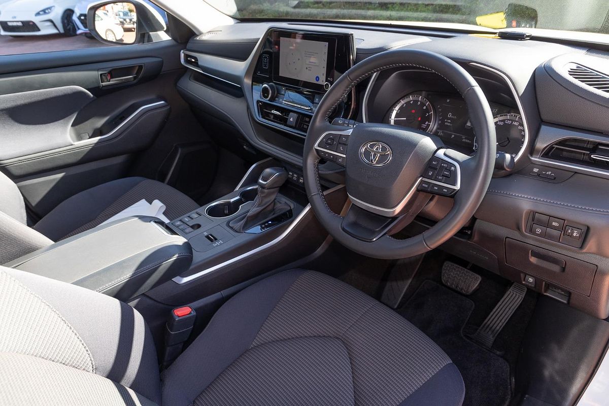 2023 Toyota Kluger GX TXUA70R