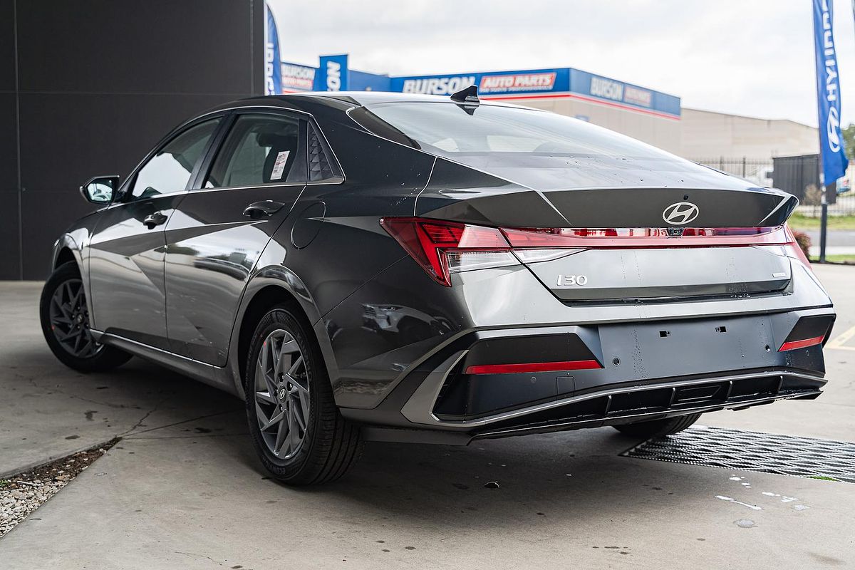 2025 Hyundai i30 Elite Hybrid CN7.V2