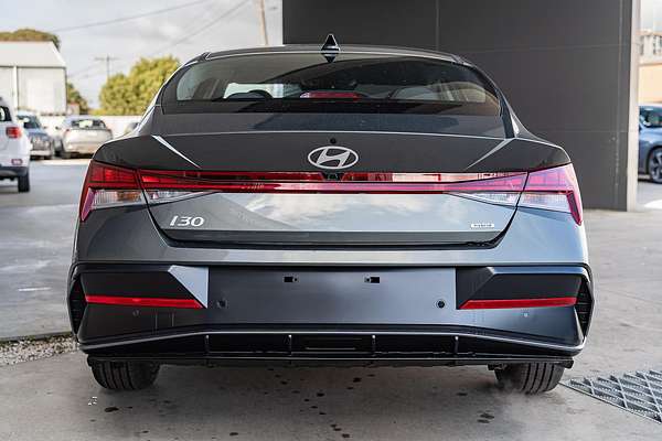 2025 Hyundai i30 Elite Hybrid CN7.V2