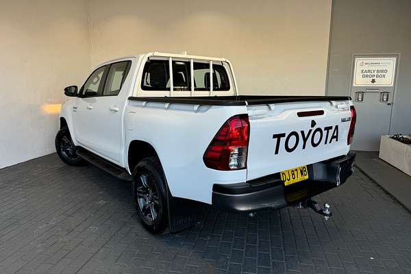 2023 Toyota Hilux SR GUN126R 4X4