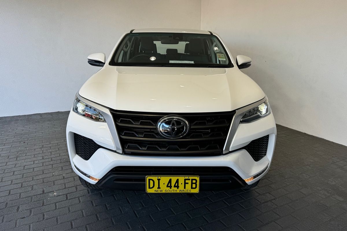 2023 Toyota Fortuner GX GUN156R