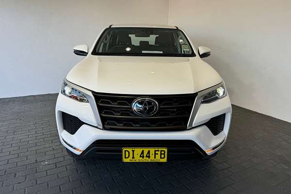 2023 Toyota Fortuner GX GUN156R