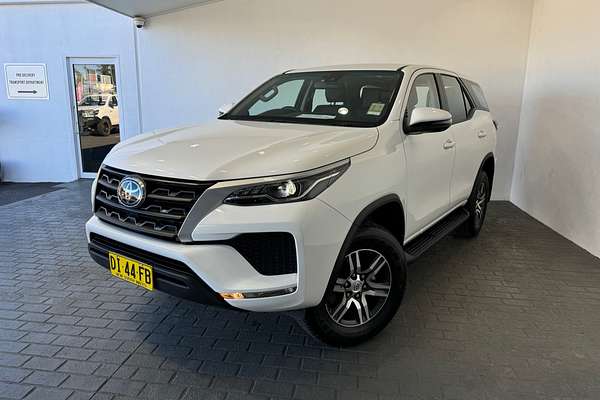 2023 Toyota Fortuner GX GUN156R