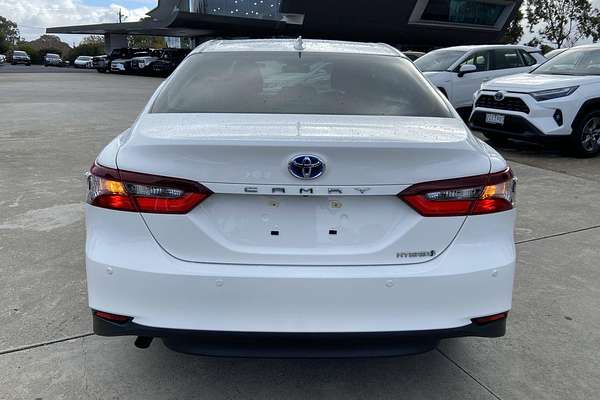 2021 Toyota Camry Ascent AXVH70R