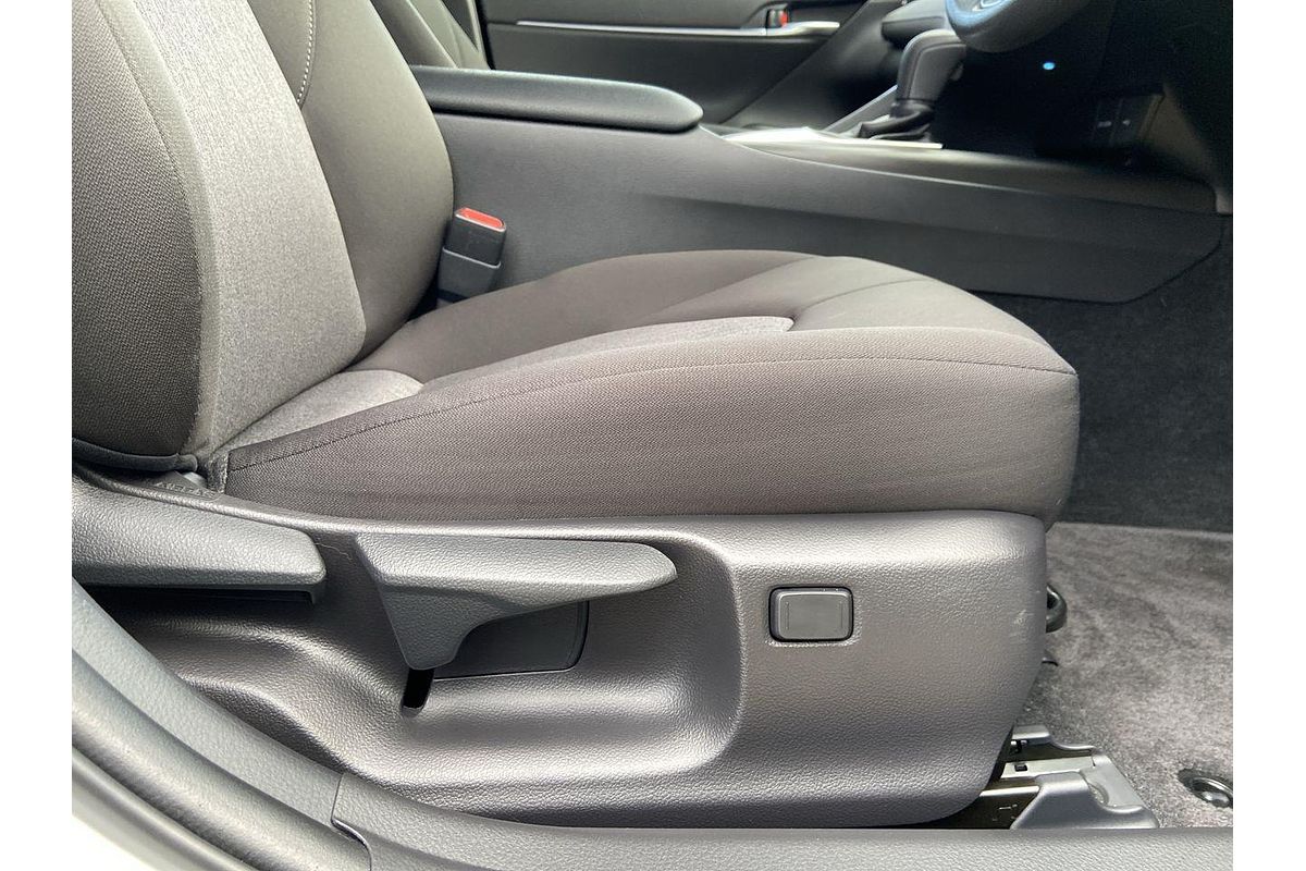2021 Toyota Camry Ascent AXVH70R