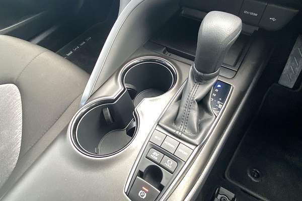 2021 Toyota Camry Ascent AXVH70R