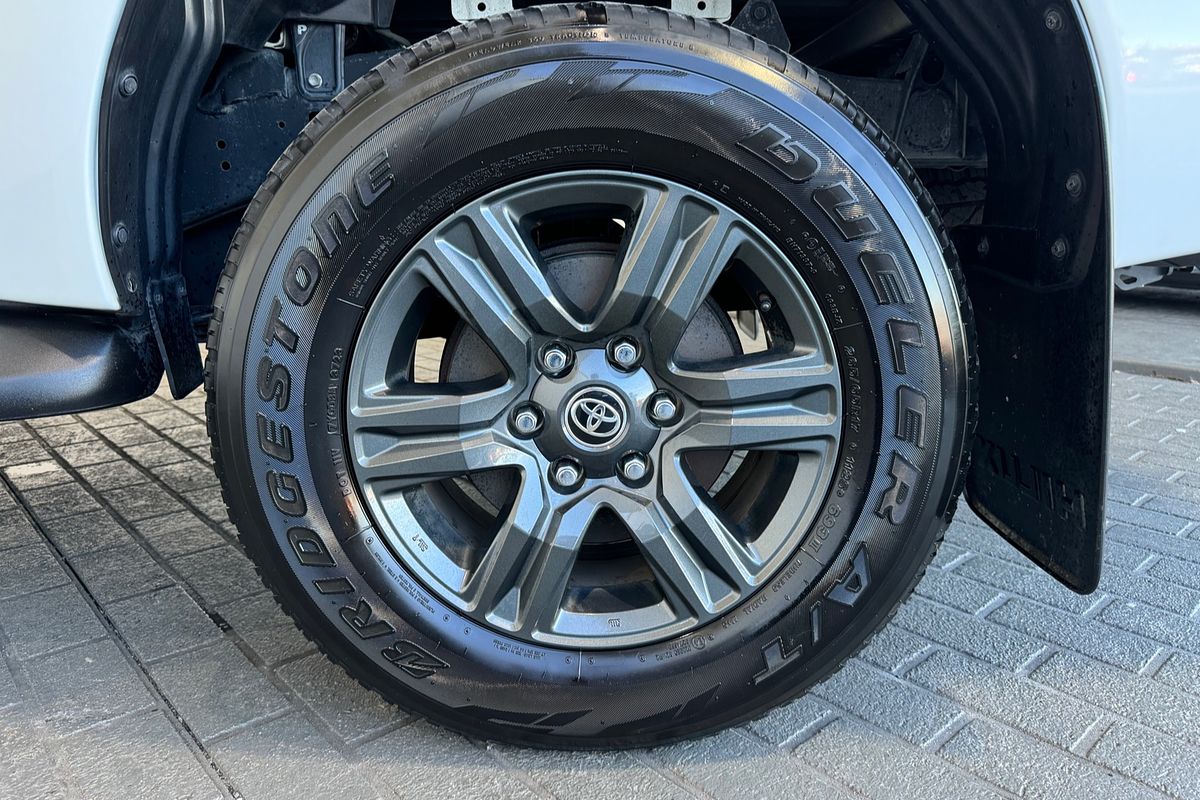 2023 Toyota Hilux SR GUN126R 4X4
