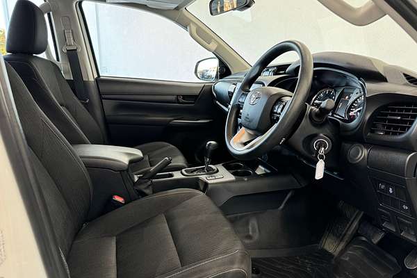 2023 Toyota Hilux SR GUN126R 4X4