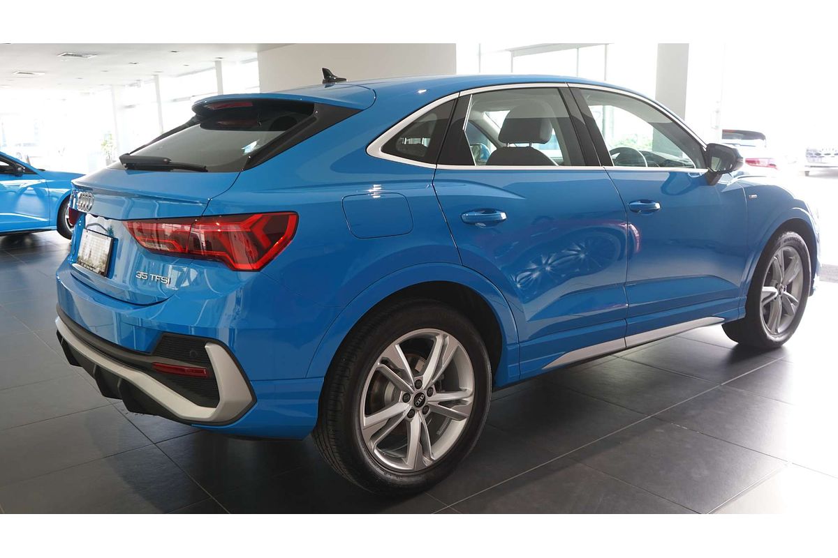 2022 Audi Q3 35 TFSI F3