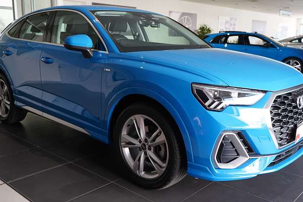2022 Audi Q3 35 TFSI F3