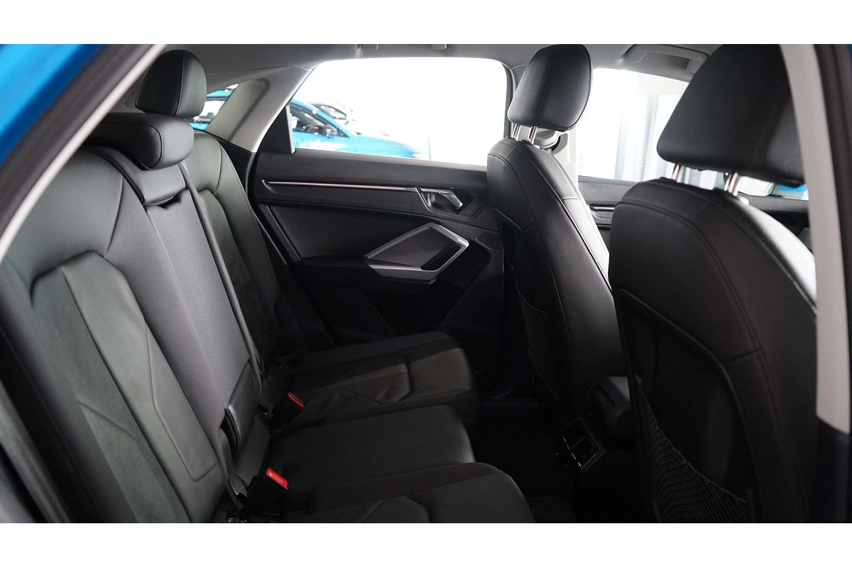 2022 Audi Q3 35 TFSI F3