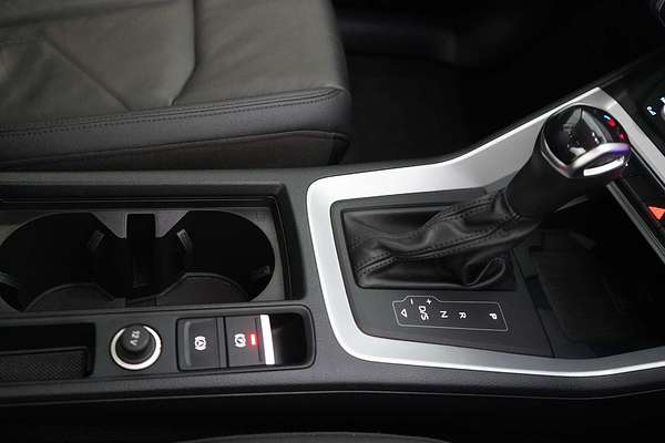 2022 Audi Q3 35 TFSI F3