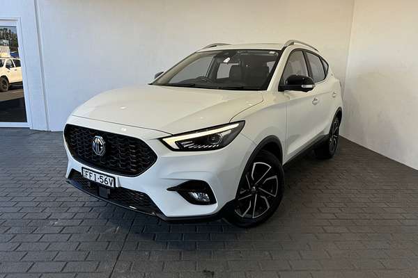 2023 MG ZST Essence