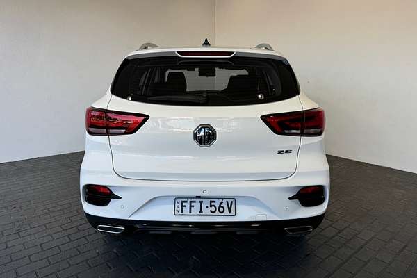 2023 MG ZST Essence