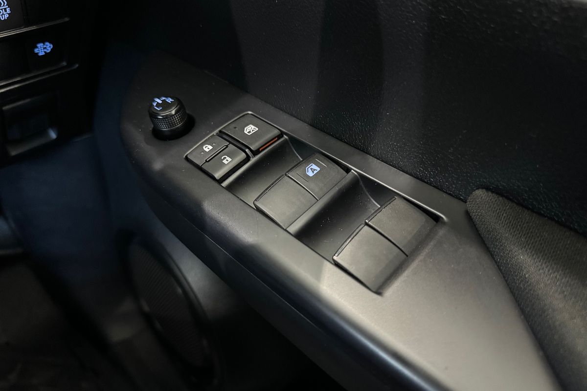 2023 Toyota Hilux SR GUN126R 4X4