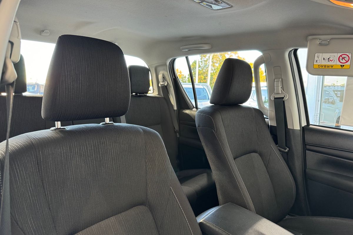 2023 Toyota Hilux SR GUN126R 4X4