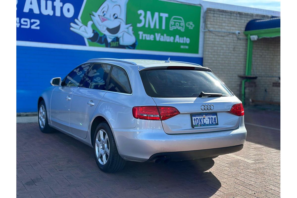 2010 Audi A4  B8