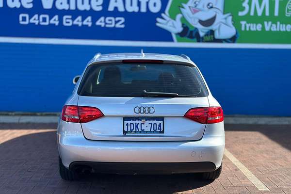 2010 Audi A4  B8