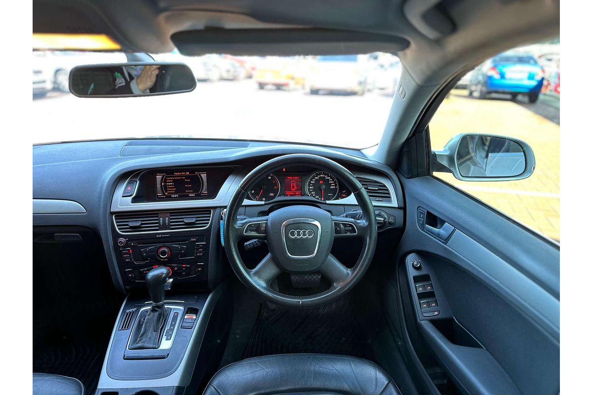 2010 Audi A4  B8