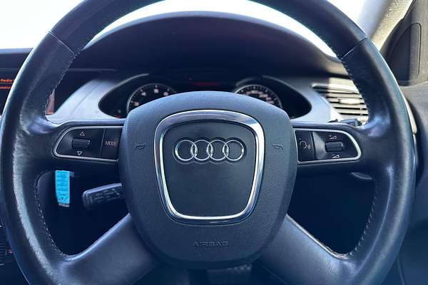 2010 Audi A4  B8