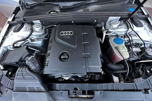 2010 Audi A4  B8