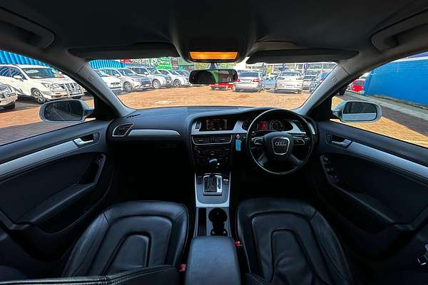 2010 Audi A4  B8