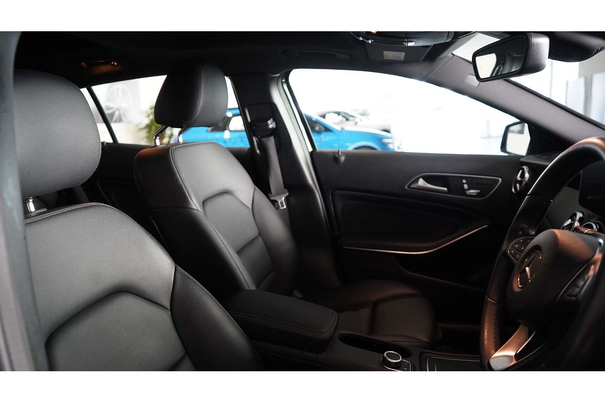 2019 Mercedes-Benz GLA-Class GLA180 X156