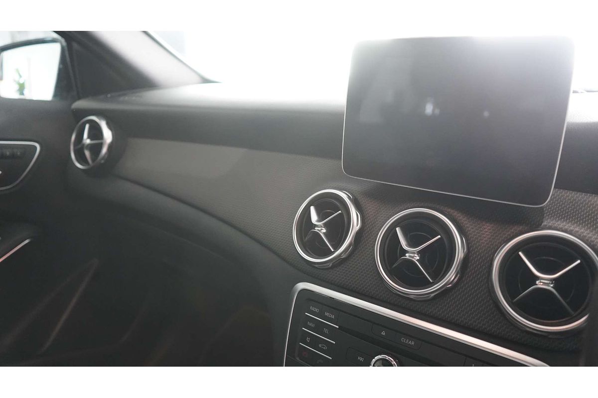 2019 Mercedes-Benz GLA-Class GLA180 X156