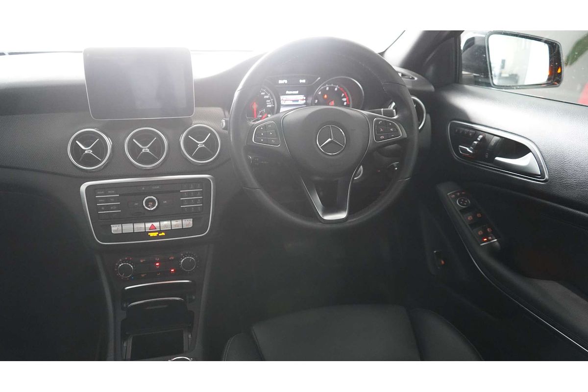 2019 Mercedes-Benz GLA-Class GLA180 X156