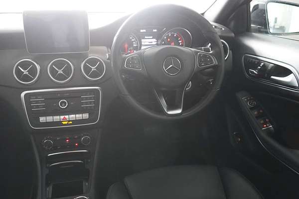 2019 Mercedes-Benz GLA-Class GLA180 X156