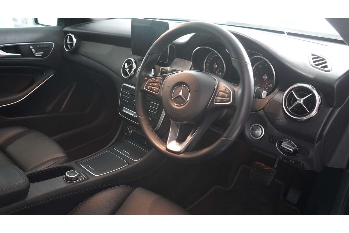2019 Mercedes-Benz GLA-Class GLA180 X156