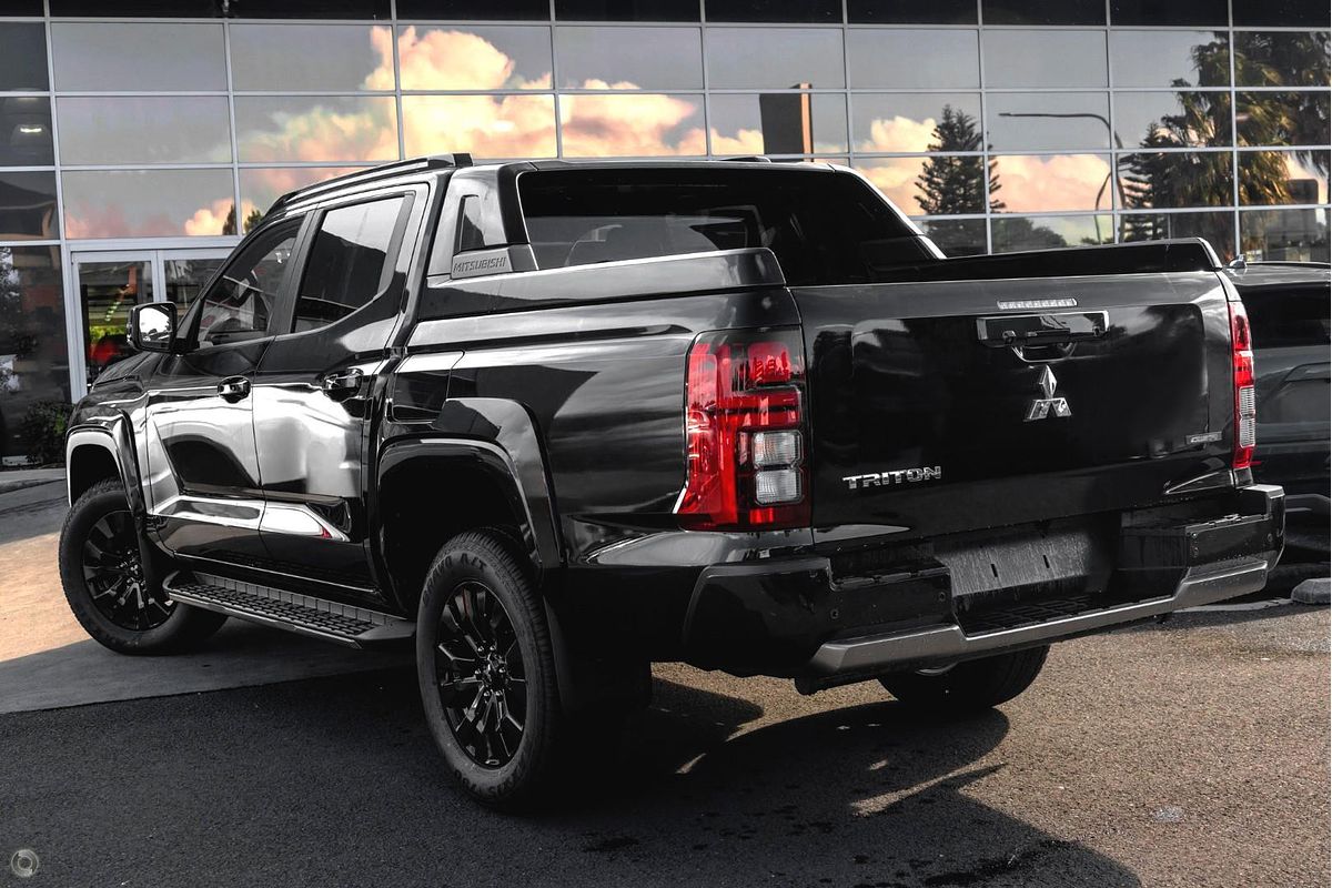 2025 Mitsubishi Triton GSR MV 4X4