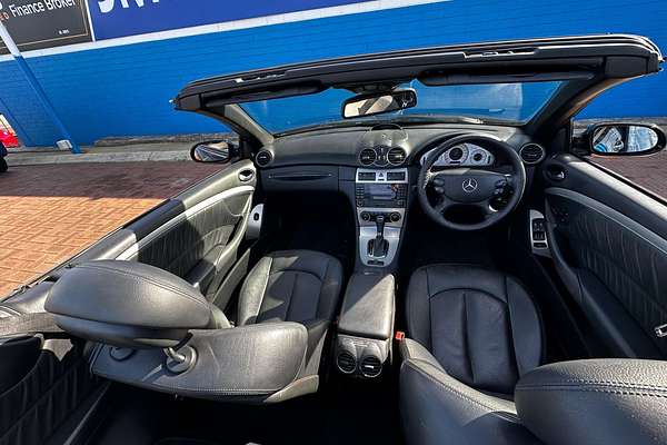 2005 Mercedes-Benz CLK-Class CLK280 Avantgarde A209
