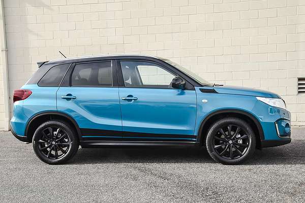 2024 Suzuki Vitara Shadow LY Series II