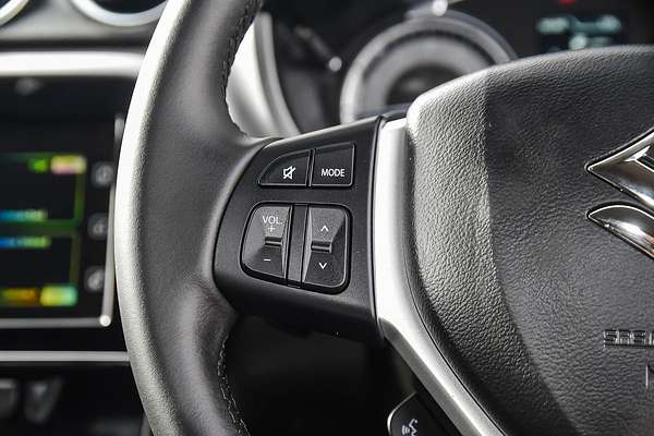 2024 Suzuki Vitara Shadow LY Series II