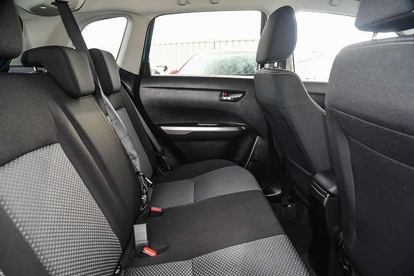2024 Suzuki Vitara Shadow LY Series II
