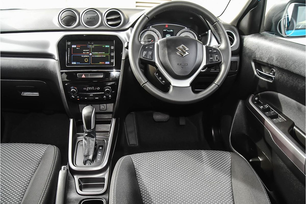 2024 Suzuki Vitara Shadow LY Series II