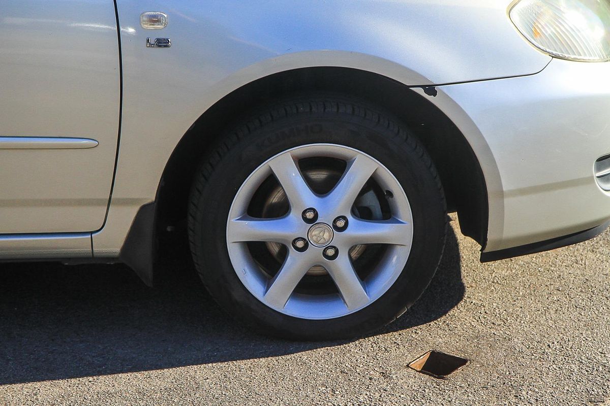 2005 Toyota Corolla Conquest ZZE122R