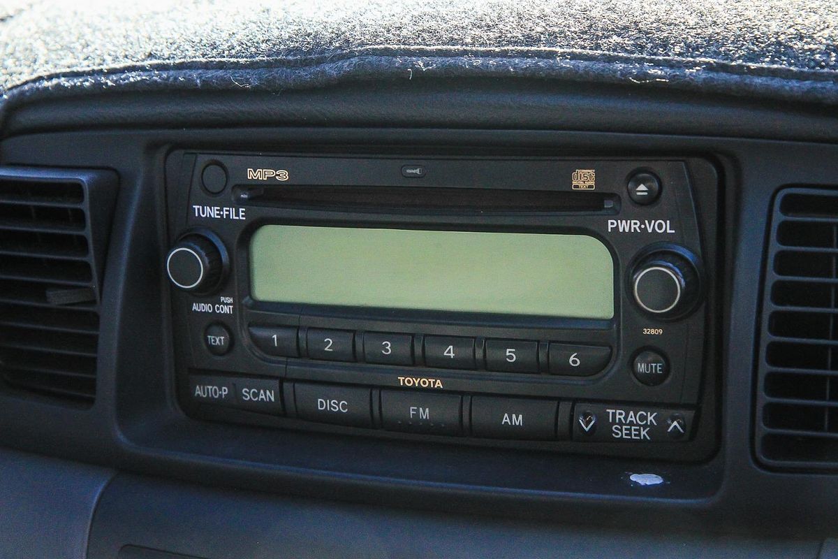 2005 Toyota Corolla Conquest ZZE122R