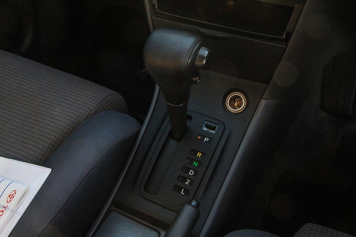 2005 Toyota Corolla Conquest ZZE122R