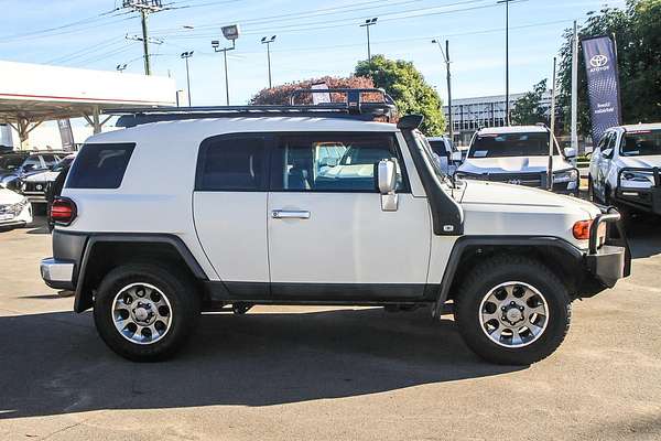 2013 Toyota FJ Cruiser GSJ15R