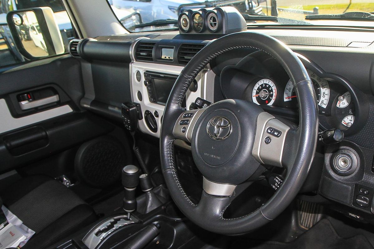 2013 Toyota FJ Cruiser GSJ15R