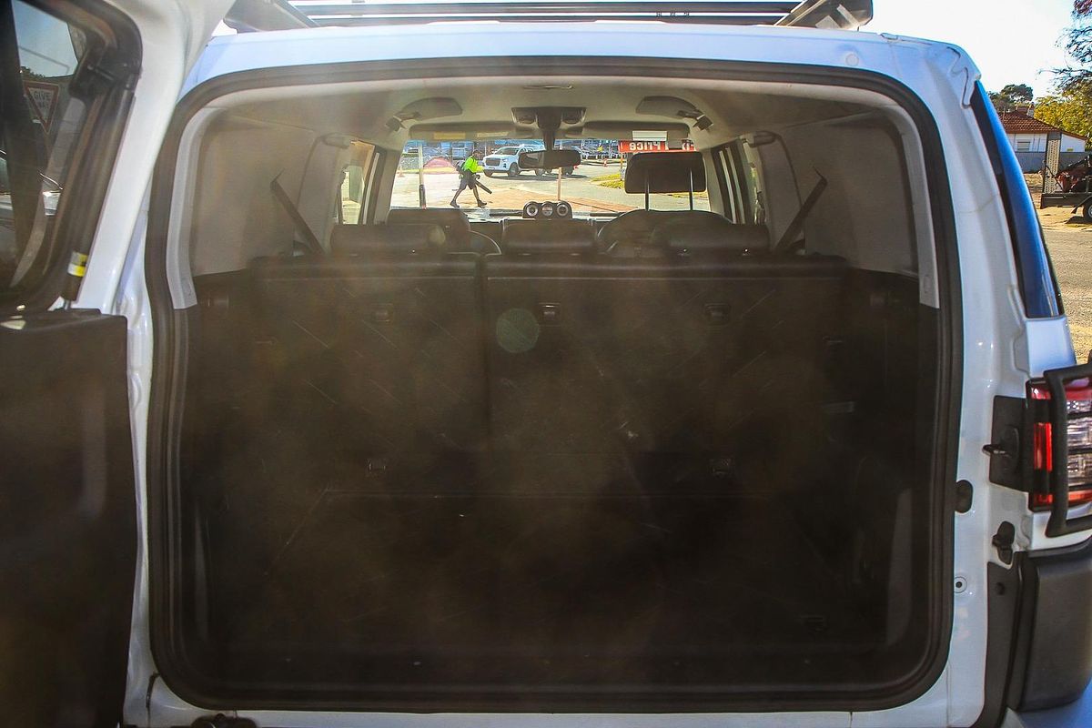 2013 Toyota FJ Cruiser GSJ15R