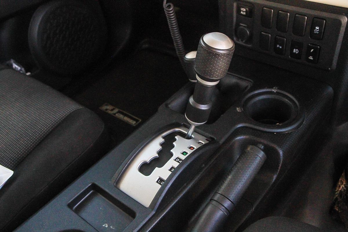 2013 Toyota FJ Cruiser GSJ15R