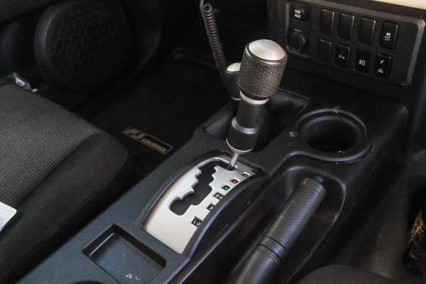 2013 Toyota FJ Cruiser GSJ15R
