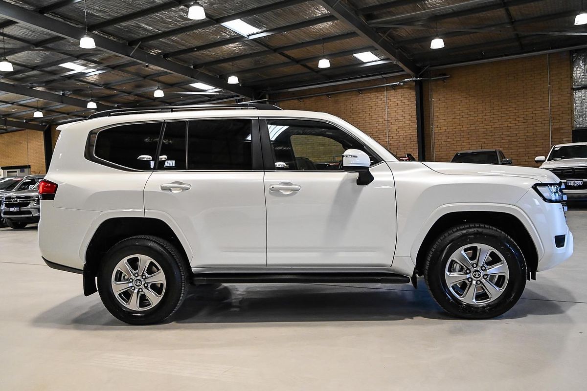 2022 Toyota Landcruiser VX FJA300R