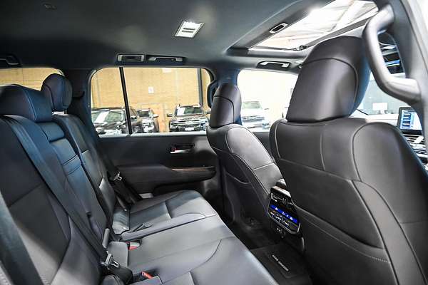 2022 Toyota Landcruiser VX FJA300R