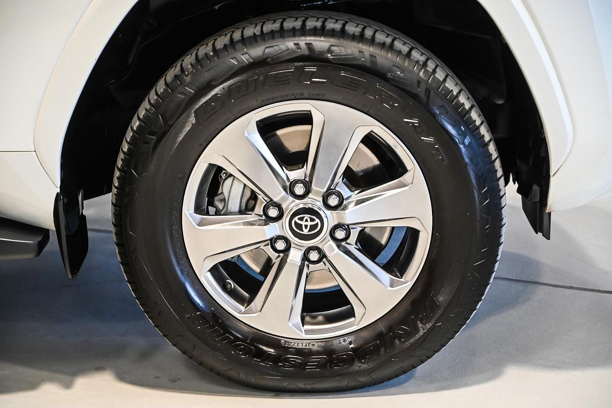 2022 Toyota Landcruiser VX FJA300R