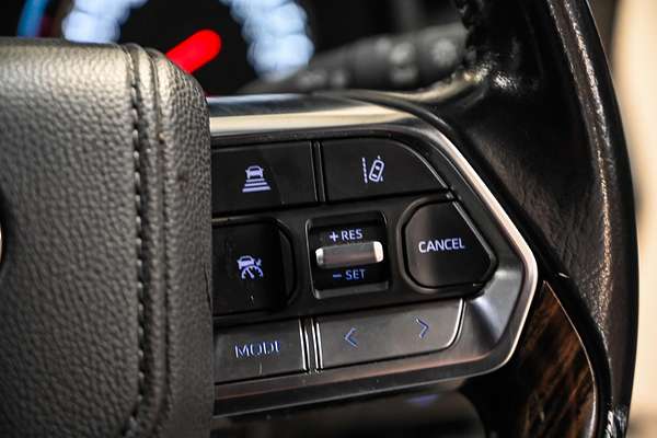 2022 Toyota Landcruiser VX FJA300R